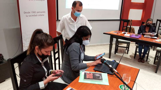 VIII-Taller-de-Estudios-Sociales_5